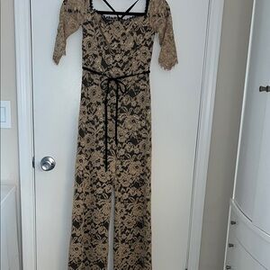 Elegant Lace Jumpsuit in Black and Tan
